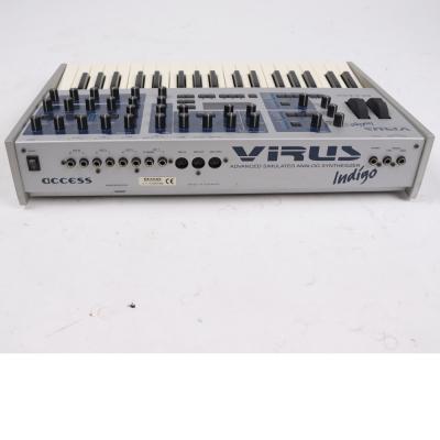 【中古】 シンセサイザー ACCESS VIRUS INDIGO 側面