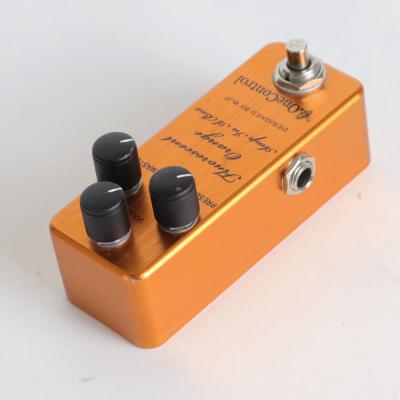 【中古】 One Control FLUORESCENT ORANGE AIAB Amp In A Box 旧デザイン オーバードライブ ギターエフェクター 側面