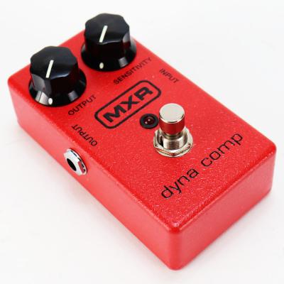 【中古】コンプレッサー エフェクター MXR M-102 DYNA COMP ダイナコンプ ギターエフェクター 本体画像 斜め 2
