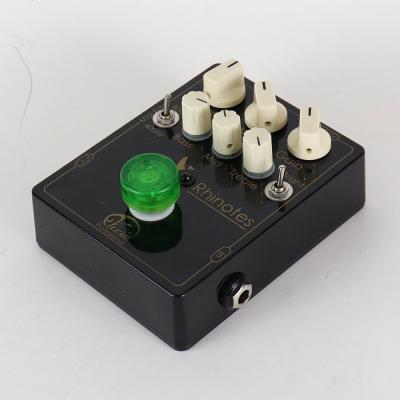 【中古】ベース用オーバードライブ Vivie Rhinotes ベースエフェクター 全体