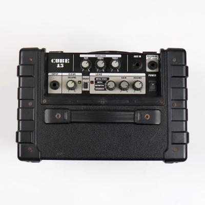 【中古】 ギターアンプ ROLAND CUBE-15 ローランド キューブ 4種類のアナログ歪み回路搭載 コントロールパネル