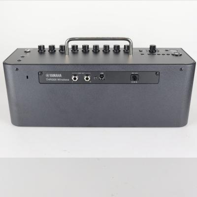【中古】 ギターアンプ ヤマハ YAMAHA THR30II Wireless BLACK 小型ギターアンプ 背面