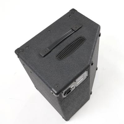 【中古】 ベースコンボアンプ アンペグ Ampeg BA-108 v2 20W出力 小型ベースコンボアンプ 詳細画像