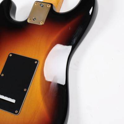 【中古】 エレキギター Fender Stevie Ray Vaughan Stratocaster Pau Ferro Fingerboard 3-Color Sunburst 2006年製 フェンダー スティーヴィー・レイヴォーン ストラトキャスター パーフェロー指板 擦り傷
