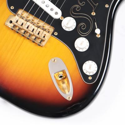 【中古】 エレキギター Fender Stevie Ray Vaughan Stratocaster Pau Ferro Fingerboard 3-Color Sunburst 2006年製 フェンダー スティーヴィー・レイヴォーン ストラトキャスター パーフェロー指板 色落ち