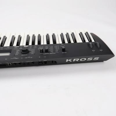【中古】 KORG KROSS2-61-MB マットブラック シンセサイザー 側面