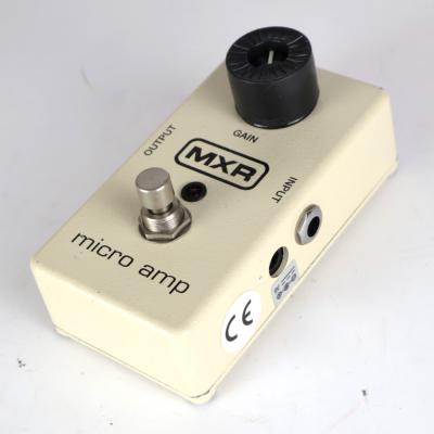 【中古】 ブースター エフェクター MXR M-133 MICRO AMP マイクロアンプ ギターエフェクター 斜めアングル画像
