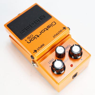 【中古】ディストーション エフェクター BOSS DS-1 Distortion ギターエフェクター 本体画像 斜め