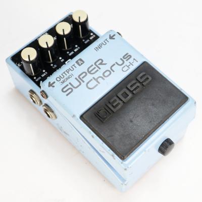 【中古】スーパーコーラス エフェクター BOSS CH-1 Super Chorus ギターエフェクター コーラス 本体画像 斜め 2