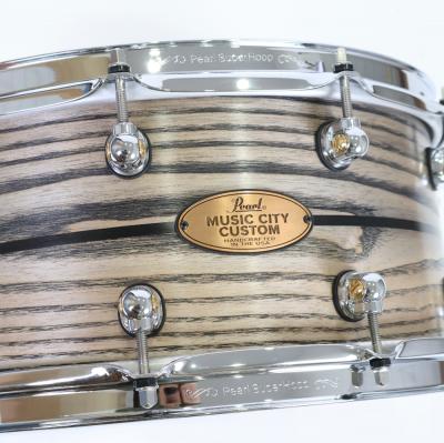 【訳あり】 Pearl パール USA MUSIC CITY CUSTOM MCCA1465S/C Solid Ash Shell 14x6.5 Two Tone Ash w/Ebony Inlay スネアドラム アウトレット ロゴ