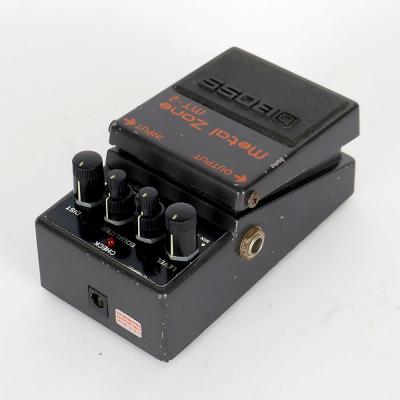 【中古】メタルゾーン エフェクター BOSS MT-2 Metal Zone ボス ギターエフェクター 全体