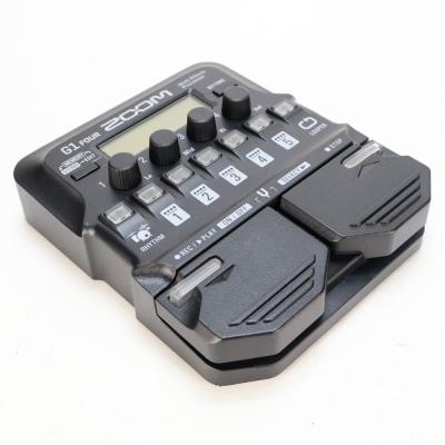 【中古】 ズーム ZOOM G1 FOUR ギターマルチエフェクター 本体画像 斜め 2