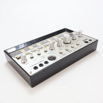 【中古】 コルグ ボルカ ベース KORG volca bass アナログベースマシン 本体画像 斜め
