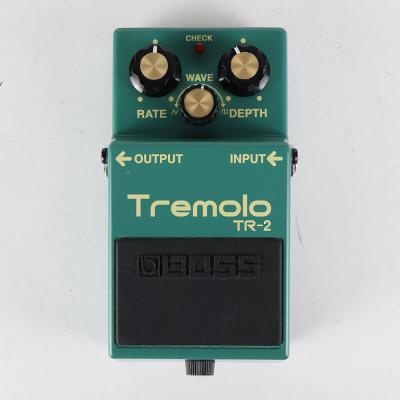 【中古】 トレモロ エフェクター BOSS TR-2 Tremolo ギターエフェクター 正面