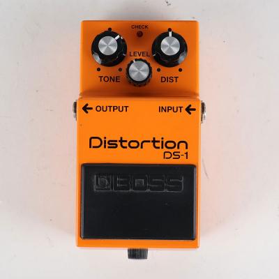 【中古】ディストーション エフェクター BOSS DS-1 Distortion ギターエフェクター 正面