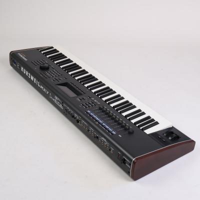 【中古】 シンセサイザー KURZWEIL PC3K7 全体