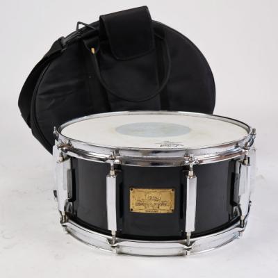 【中古】 スネアドラム パール Pearl Custom Classic ONE PIECE MAPLE SHELL 14x6.5 Made in Japan