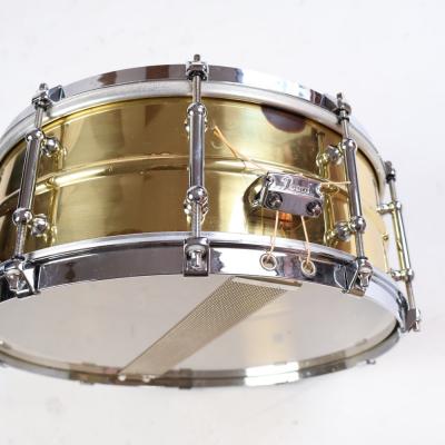 【中古】 スネアドラム パール Pearl B-5514 SensiTone BRASS Custom Alloy 14x5.5 ブラスシェル 底面