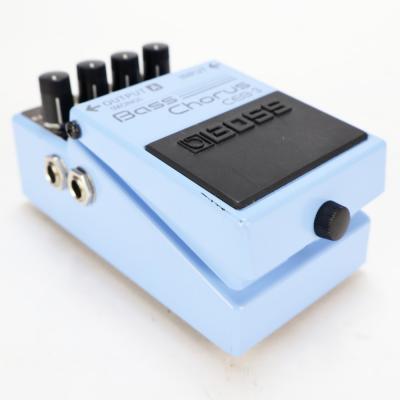 【中古】 ベースコーラス エフェクター BOSS CEB-3 Bass Chorus ベースエフェクター 本体画像 斜め 2