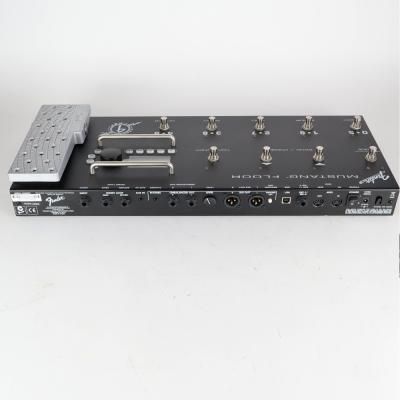 【中古】 マルチエフェクター FENDER MUSTANG FLOOR 側面