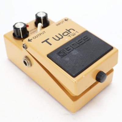 【中古】 オートワウ エフェクター BOSS TW-1 T Wah Made in Japan ギターエフェクター 本体画像 斜め 2