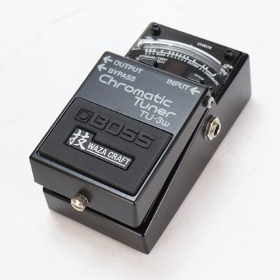 【中古】 BOSS TU-3W Chromatic Tuner WAZA CRAFTシリーズ ギターチューナー 側面