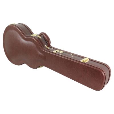 金属パーツもゴールドで統一し高級感と落ち着いた雰囲気