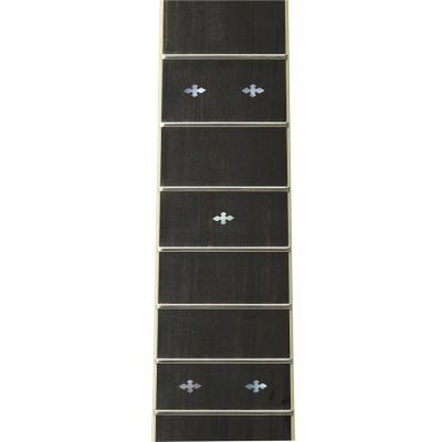 裏側板はローズウッド単板を採用