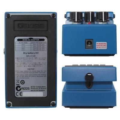 BOSS BD-2の上面、下面、背面