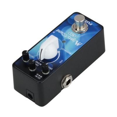 コントロールにはDRIVE、VOLUMEに加えDRY BLENDを搭載