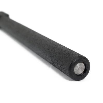 持ち手側に重りを仕込み、重量バランスをとる事で高い操作性を実現。