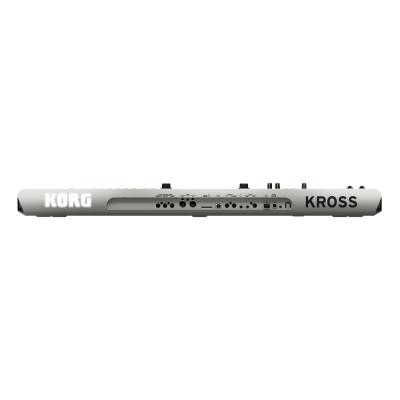 KORG KROSS2-61 DB ダークブルー 純正ソフトケース&フットスイッチ付きセット ミュージックワークステーションシンセサイザー 背面