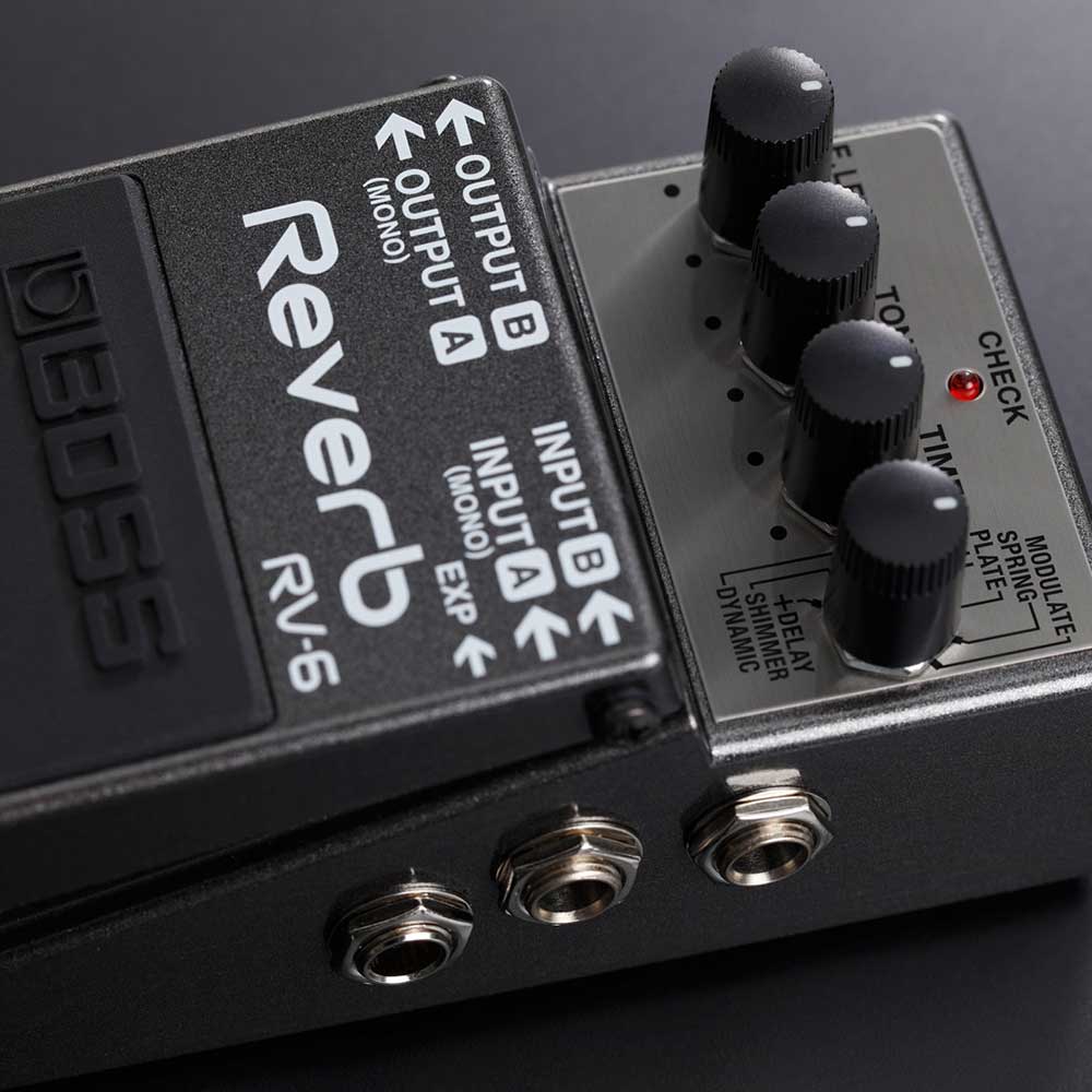 BOSS ボス RV-6 Reverb リバーブ エフェクター つまみで直感的な音作り。緻密な内部処理で出音を最適化