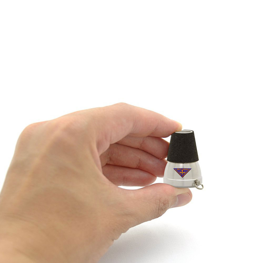 BEST BRASS Warm-up nano ワウワウミュート用アクセサリー 驚異的サイズの新型アクセサリー「ウォームアップ・ナノ」。