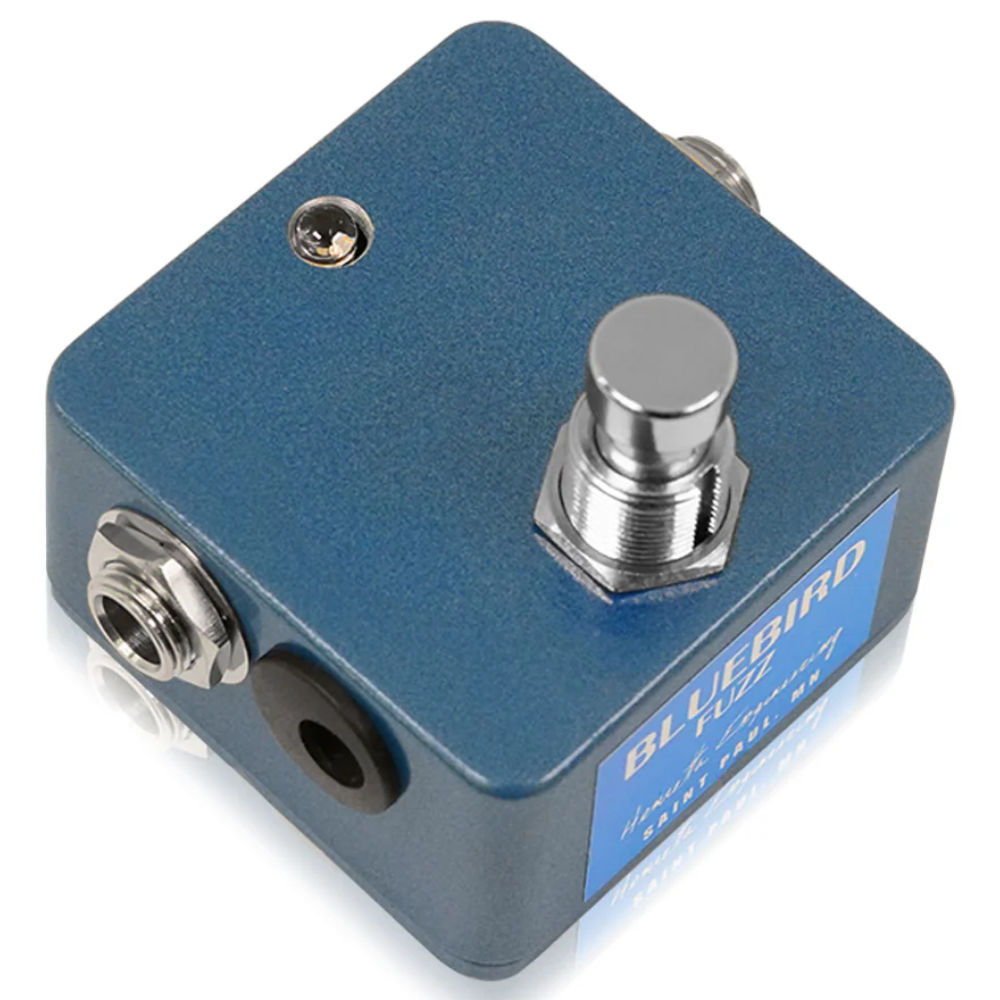 Henretta Engineering ヘンレッタエンジニアリング Bluebird Fuzz ギターエフェクター 本体画像 斜め 