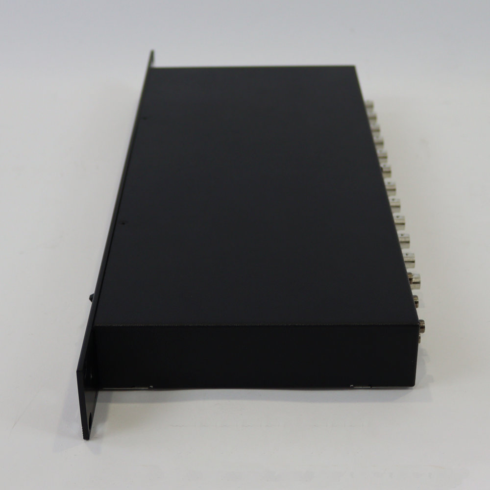 SHURE UA844+SWB-J ワイヤレスシステム アンテナ分配器 側面画像