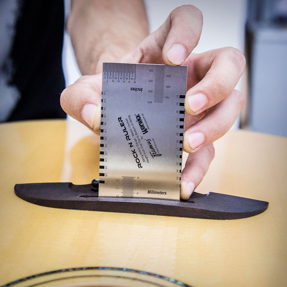 RockCare by Warwick Rock n’ Ruler String Action Gauge ギター/ベースセットアップ用ゲージ 使用例