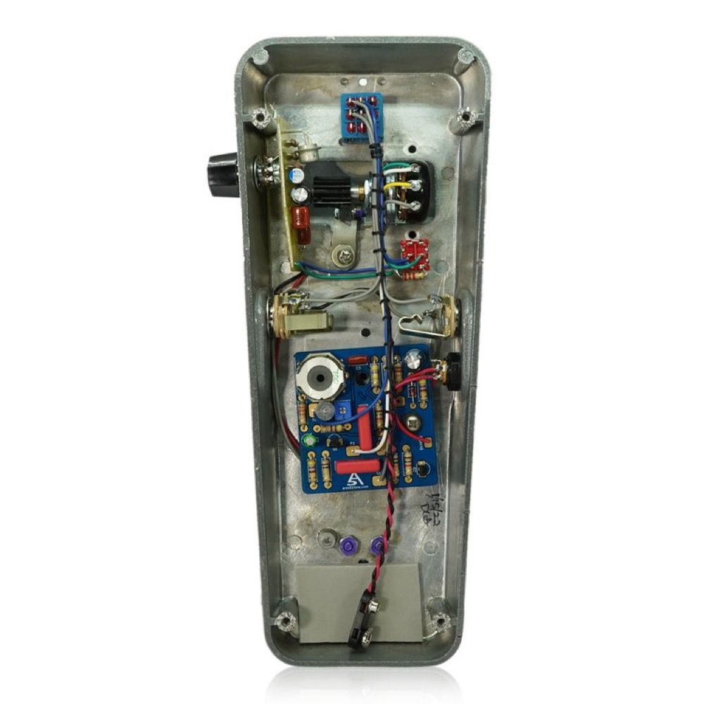 Area 51 FuzzWah ギターエフェクター ワウペダル Area51 Vintage Italian Wahにファズ回路を搭載したペダル