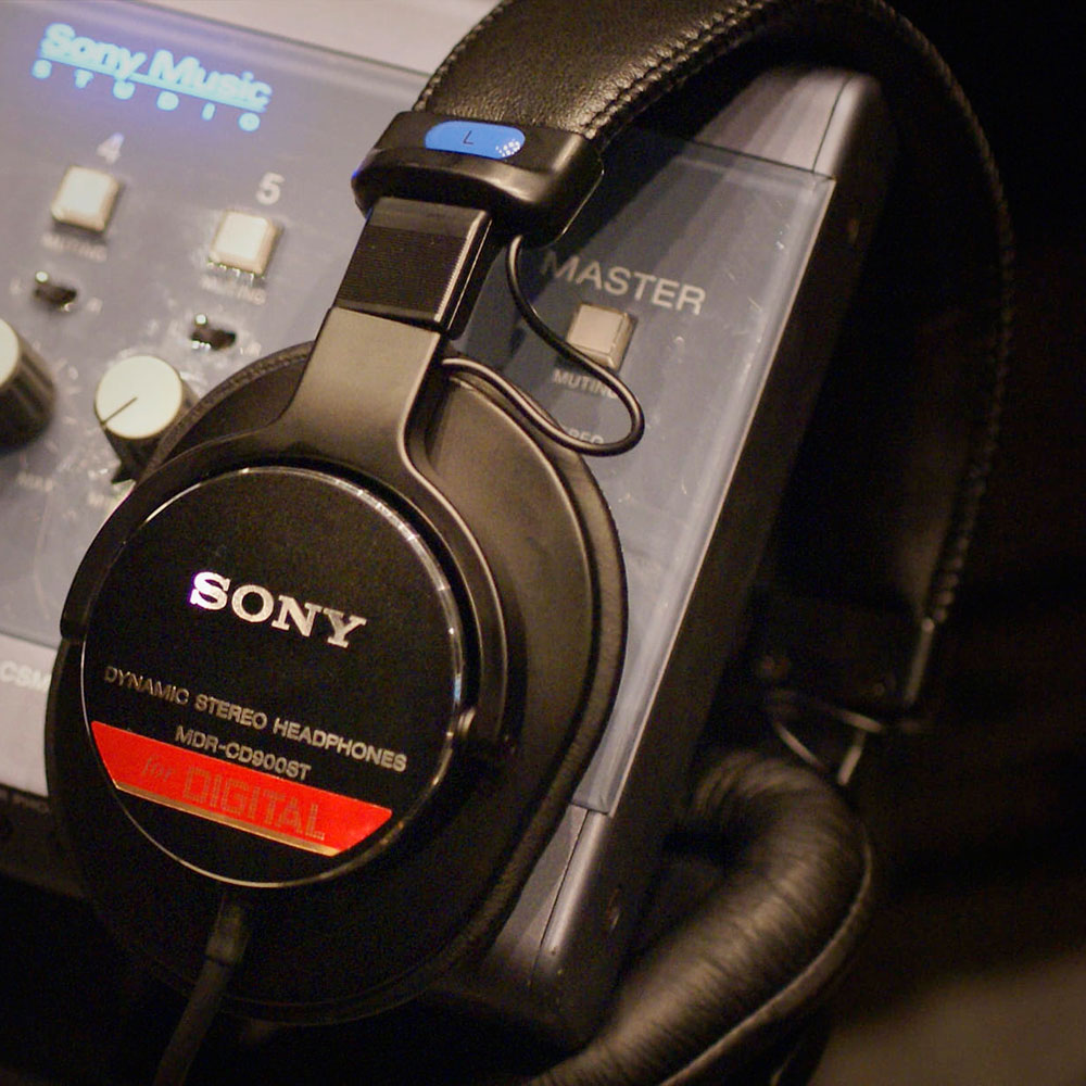 SONY ソニー MDR-CD900ST スタジオモニター用 ヘッドホン(ソニ−製 