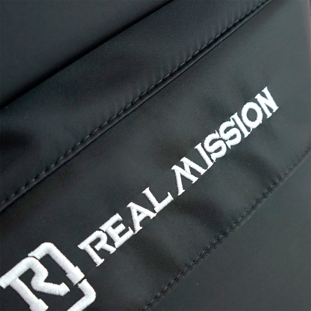 REAL MISSION（リアルミッション） Venus07-B Black 防水 エレキベースケース・ギグケース 正面のロゴ