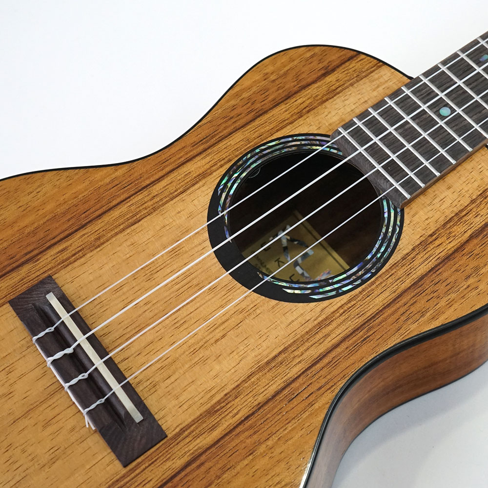 KUMU UKULELE TM74AP テナーウクレレ ピックアップ付 サウンドホールピックアップ画像