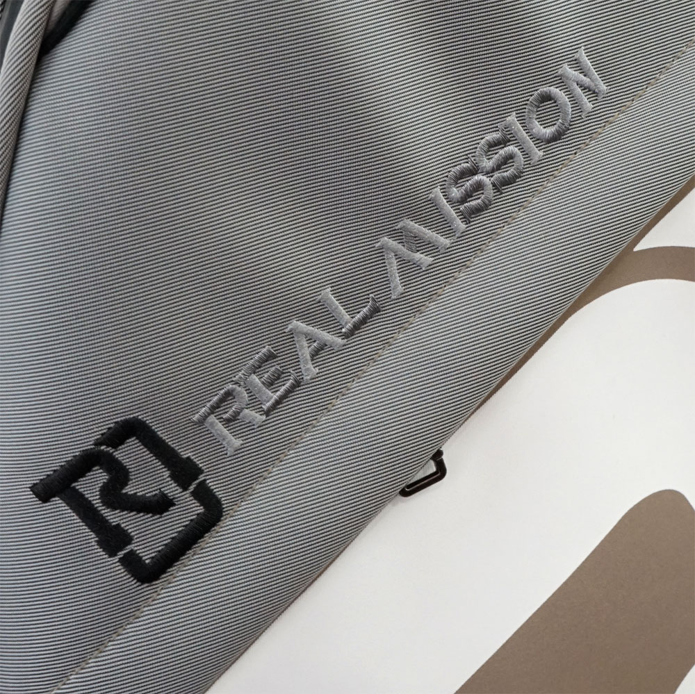 REAL MISSION（リアルミッション） Venus01-D Gray/Beige 防水 アコースティックギターケース・ギグケース・アコギケース 生地表面の質感・刺繍ロゴ