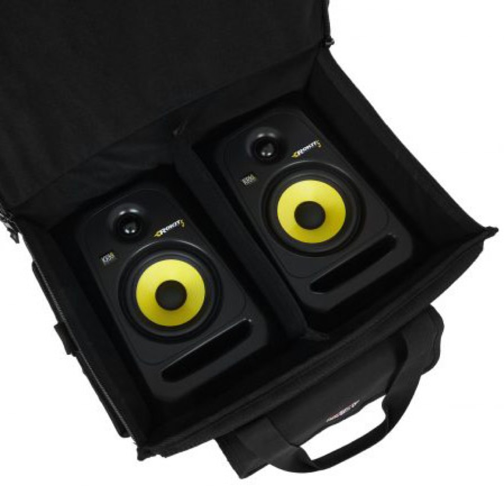 GATOR G-STUDIOMON1 モニタースピーカー用 キャリングバッグ  スピーカーを入れた画像