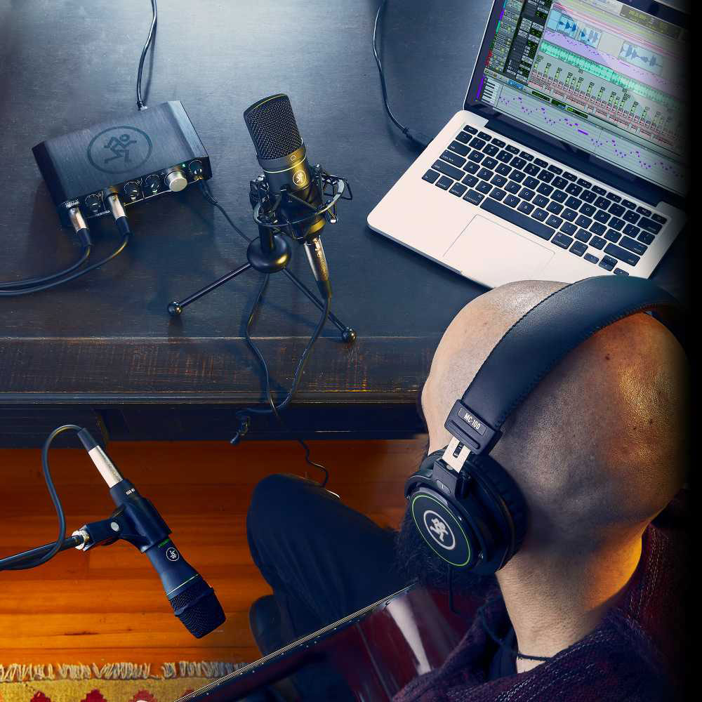 Mackie Producer Bundle コンデンサーマイク ダイナミックマイク オーディオインターフェイス ヘッドホン マイクホルダー 接続ケーブル バンドルセット レコーディングを楽しむことができる最適なアイテム Chuya Online Com 全国どこでも送料無料の楽器店