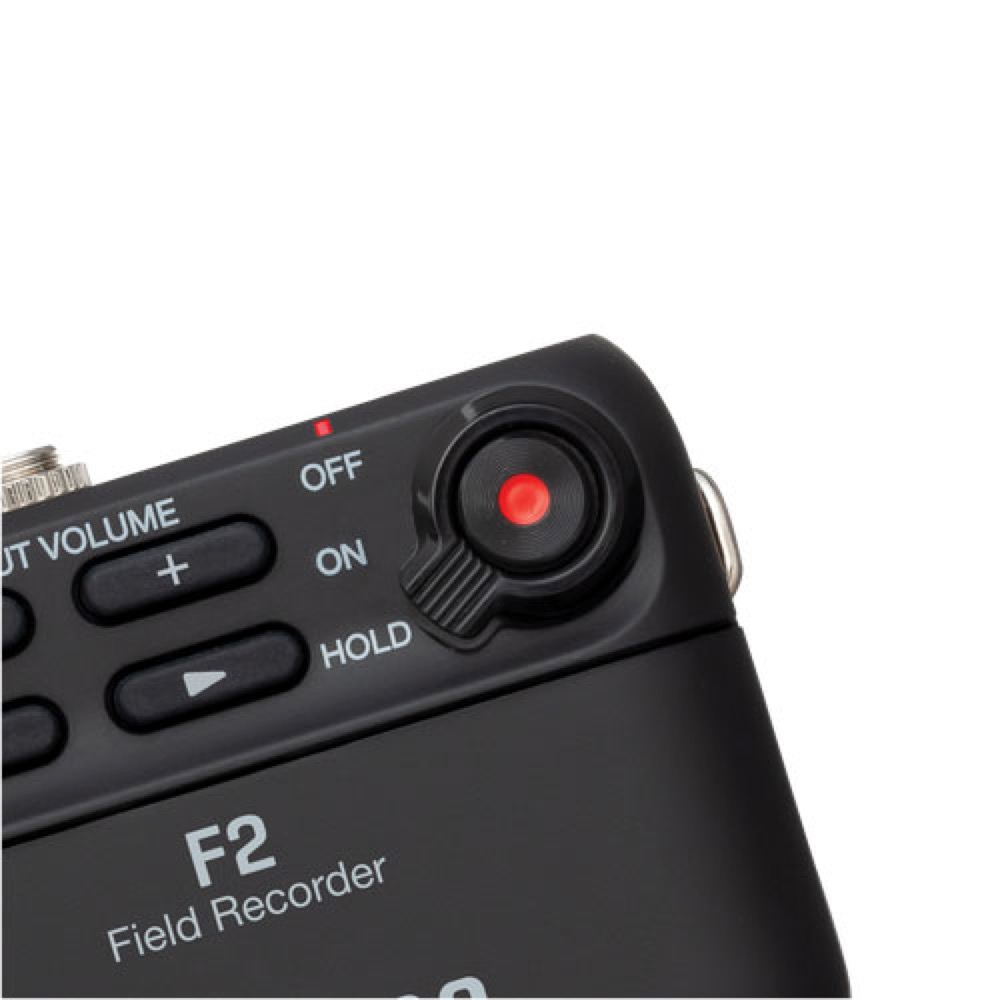 ZOOM F2/B ブラック フィールドレコーダー ホールドにした状態