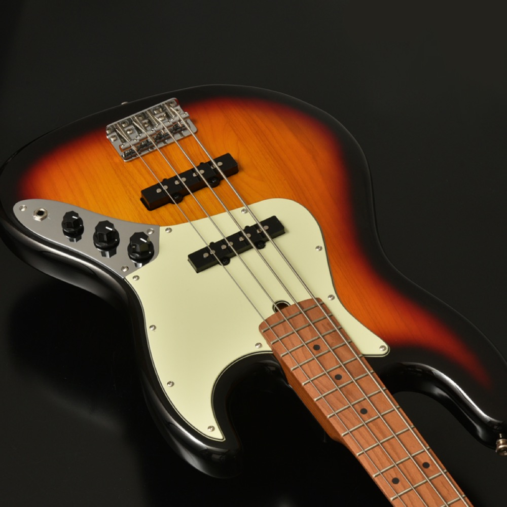 BACCHUS BJB-1-RSM/M 3TS ROASTED MAPLE エレキベース ボディトップ画像