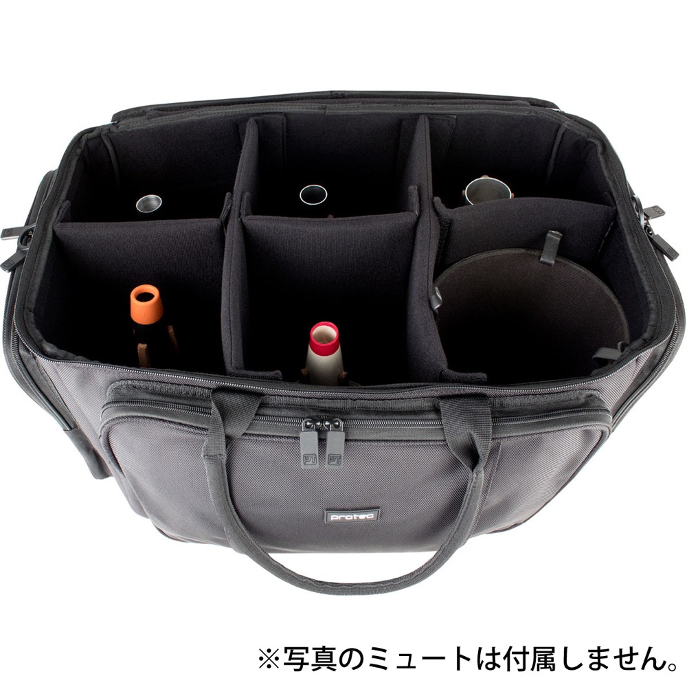 PROTEC M407 Trombone Mute Bag Modular Walls & Mute Holder トロンボーン用 ミュートバック 使用イメージ画像