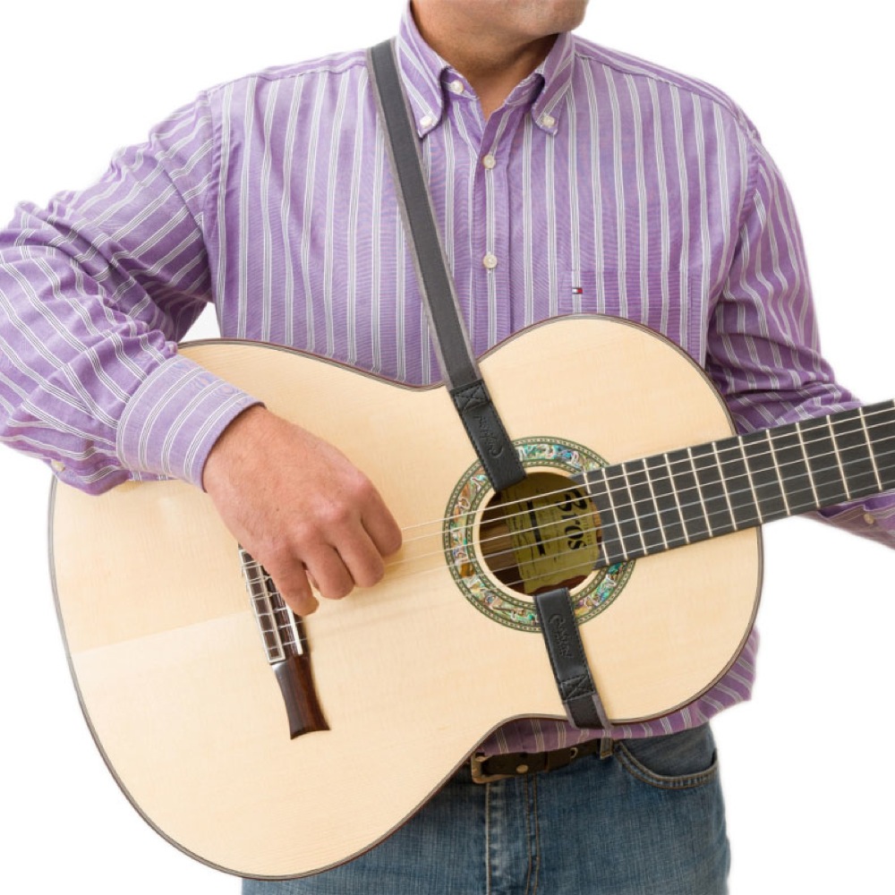 Righton! STRAPS CLASSICAL-DUAL-HOOK BLK クラシックギター用ストラップ 使用例