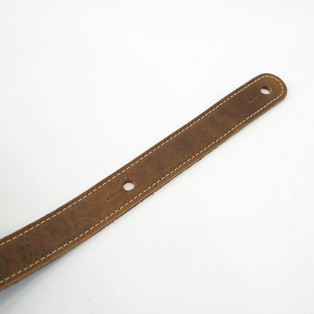LM Products LS-2304W Dakota Tan Rustic Leather ギターストラップ ストラップピン部アップ画像