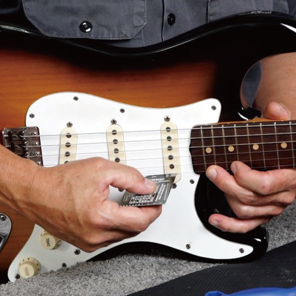 MUSIC NOMAD MN602 弦高測定ゲージ 使用イメージ画像